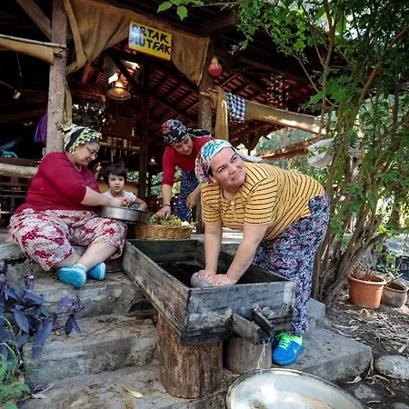 Otel Pastoral Valley Farm Fethiye